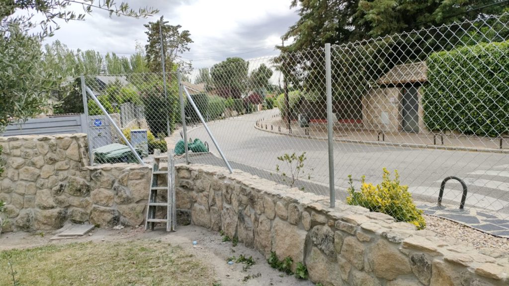 Muro de piedra en La Chopera (Las Rozas) - foto 6